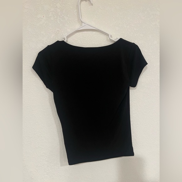 Black crop top - Picture 2 of 2